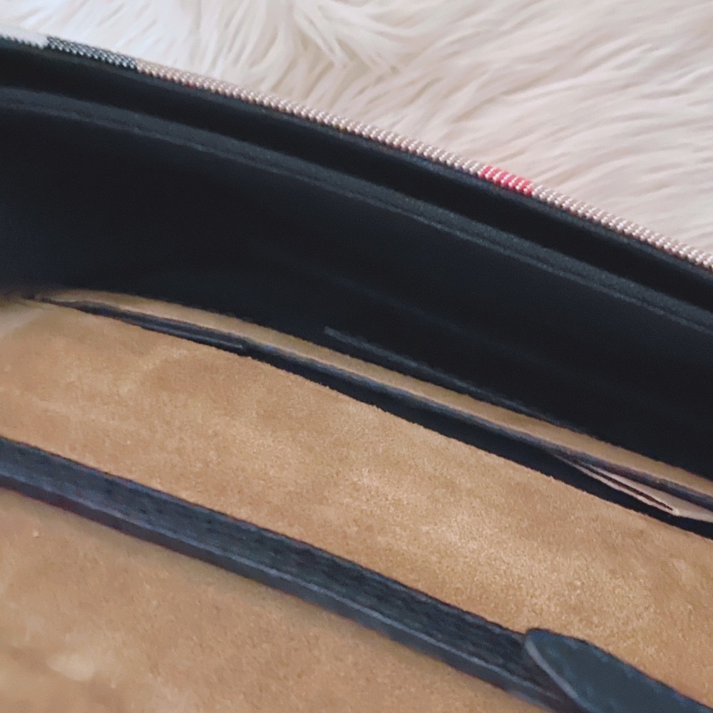 Burberry bag - Picture 6 of 9